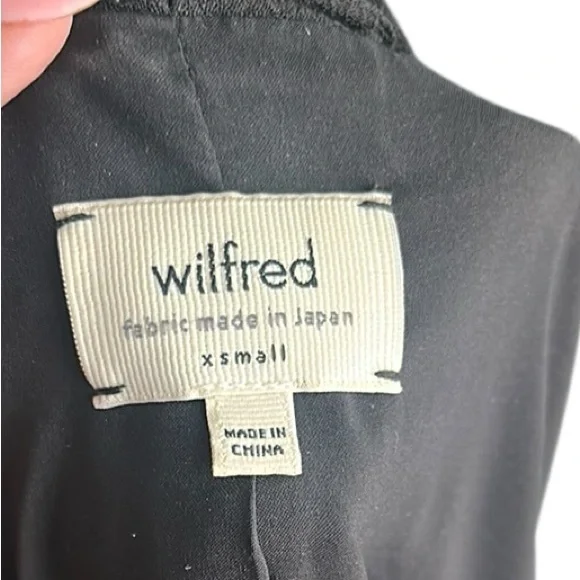 Aritzia Wilfred blazer Black Crepe Blazer single clasp business casual sz xs - Picture 7 of 9